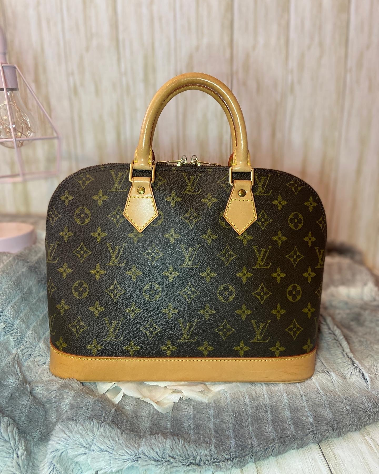 Louis Vuitton Monogram Alma