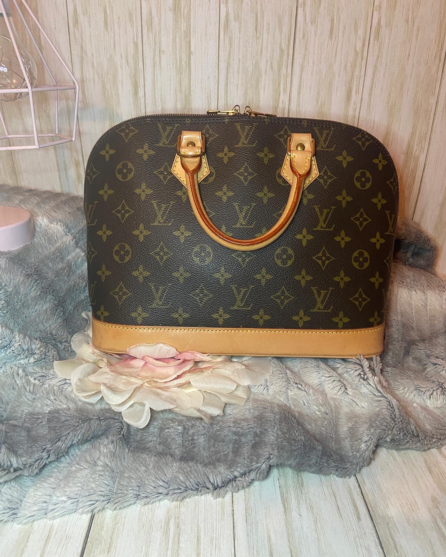 Louis Vuitton Monogram Alma