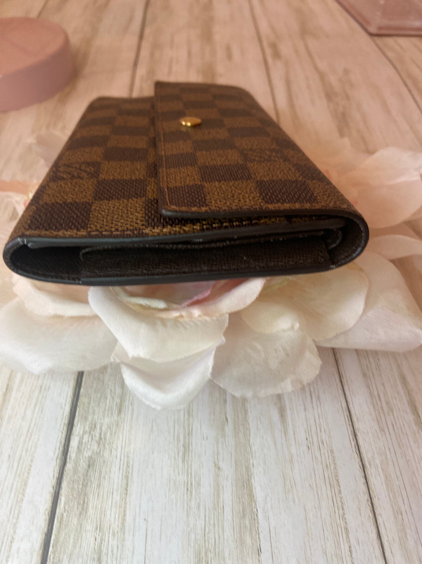 Louis Vuitton Damier Portefeuille International Wallet