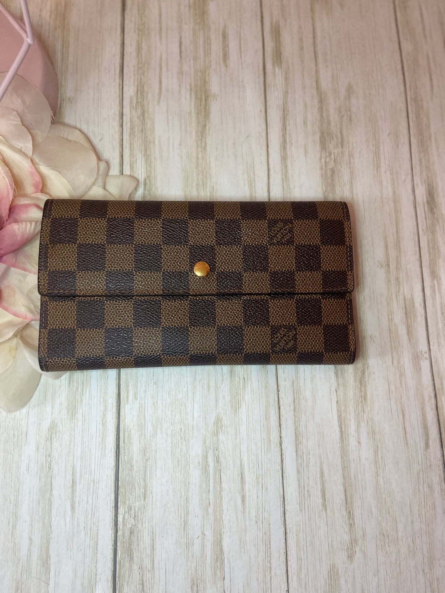 Louis Vuitton Damier Portefeuille International Wallet