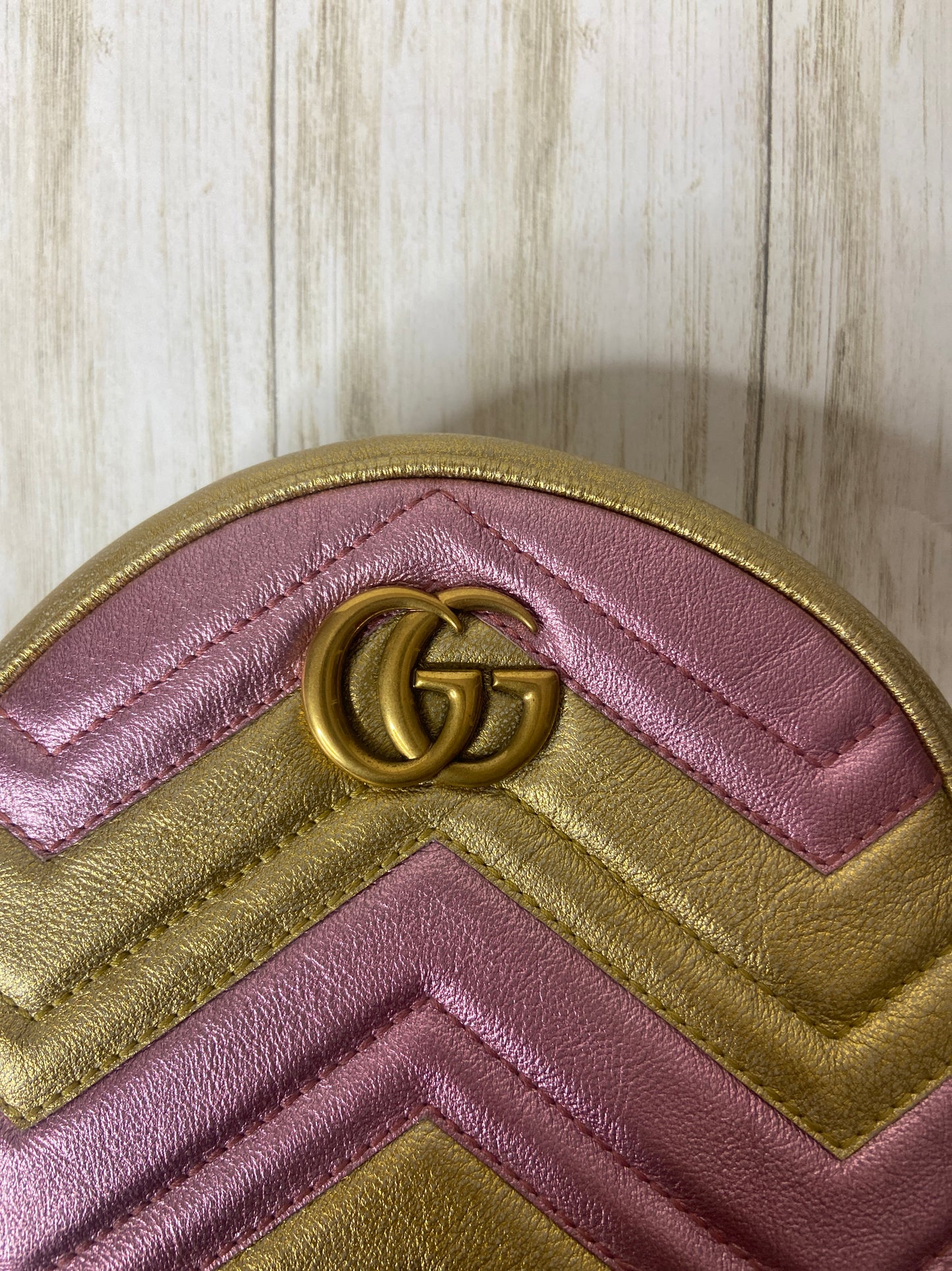 GUCCI METALLIC MATELASSE MINI MARMONT ROUND SHOULDER BAG PRELOVED