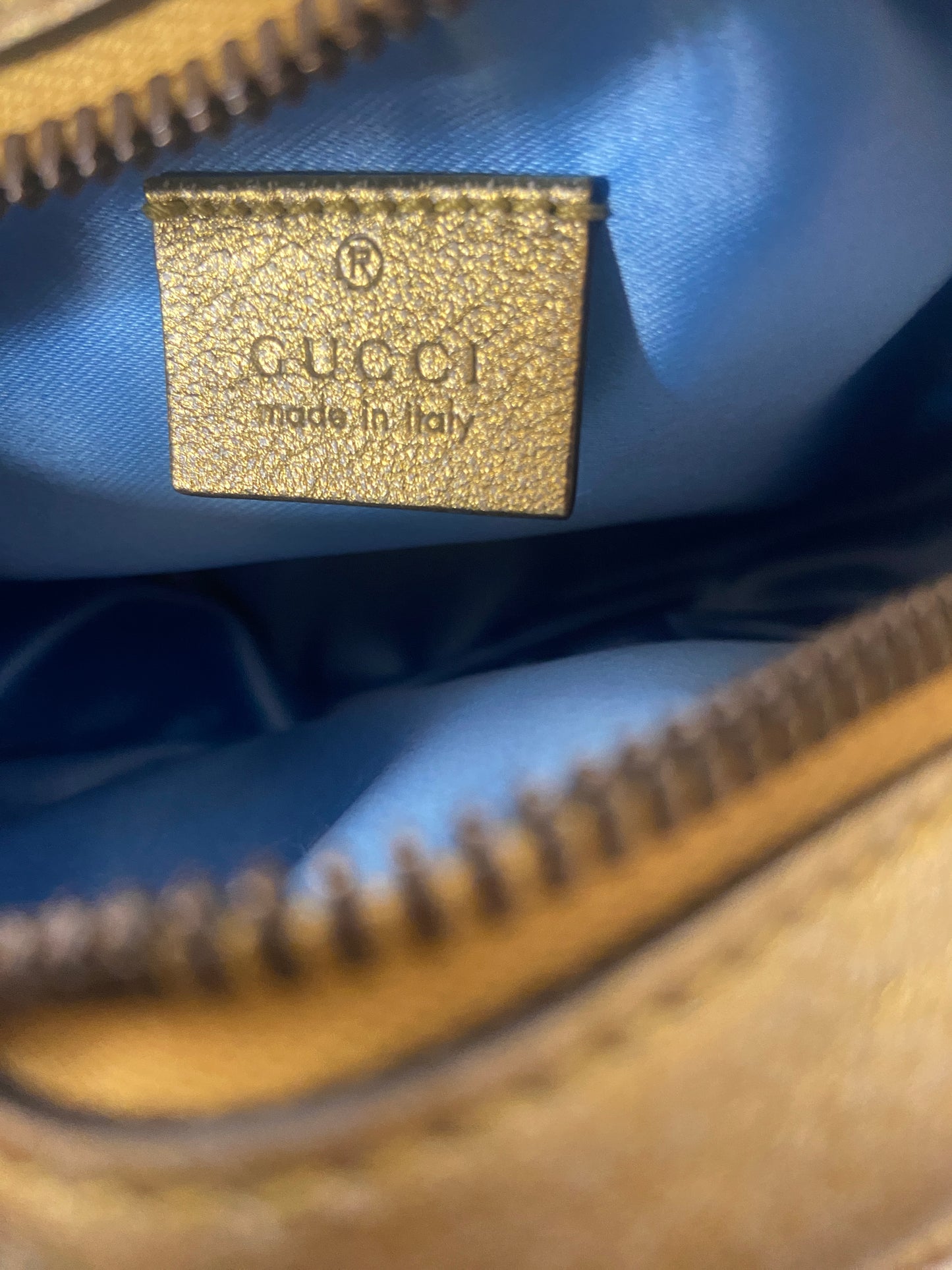 GUCCI METALLIC MATELASSE MINI MARMONT ROUND SHOULDER BAG PRELOVED