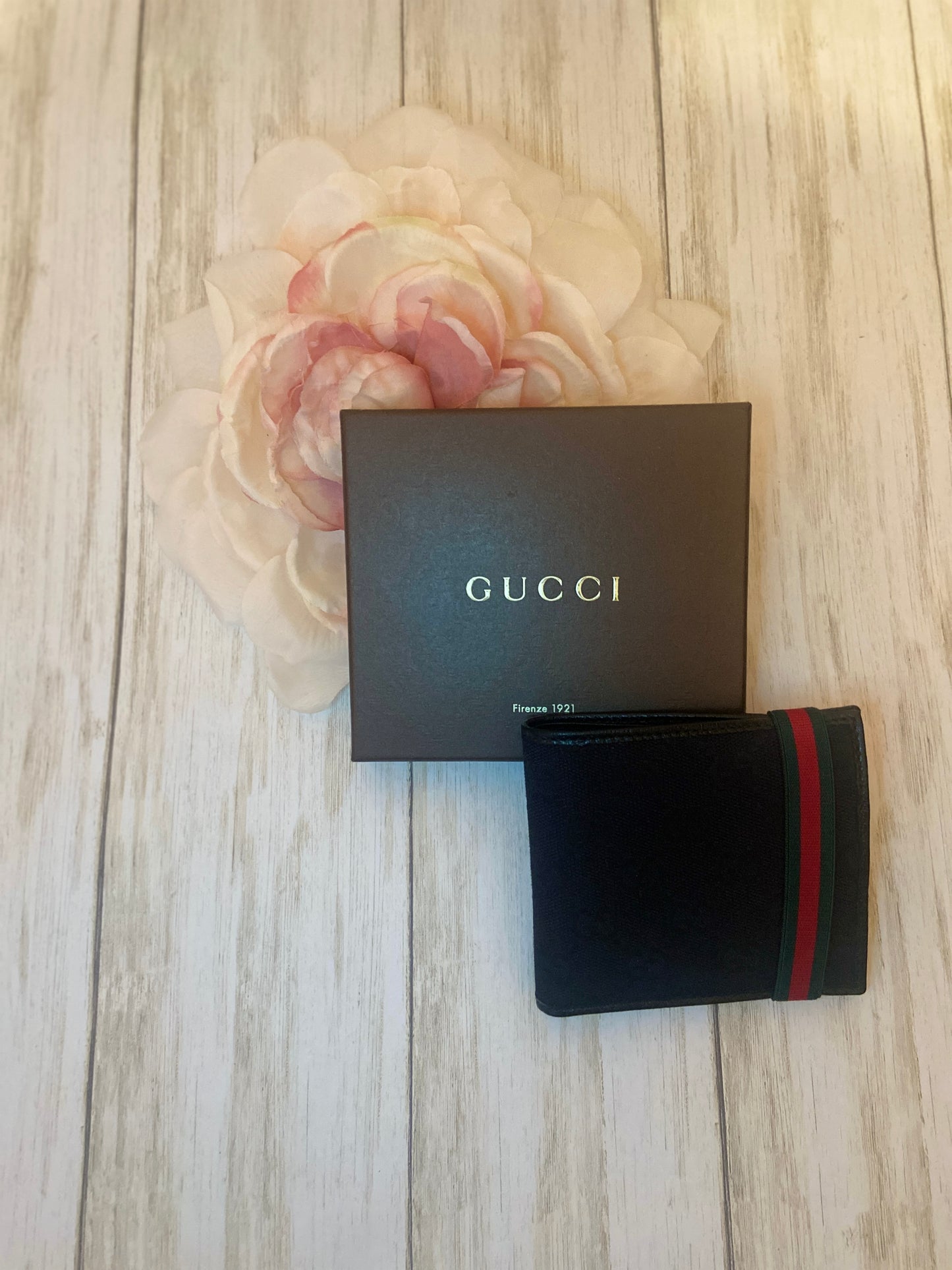 Gucci Canvas Bifold Men’s Wallet