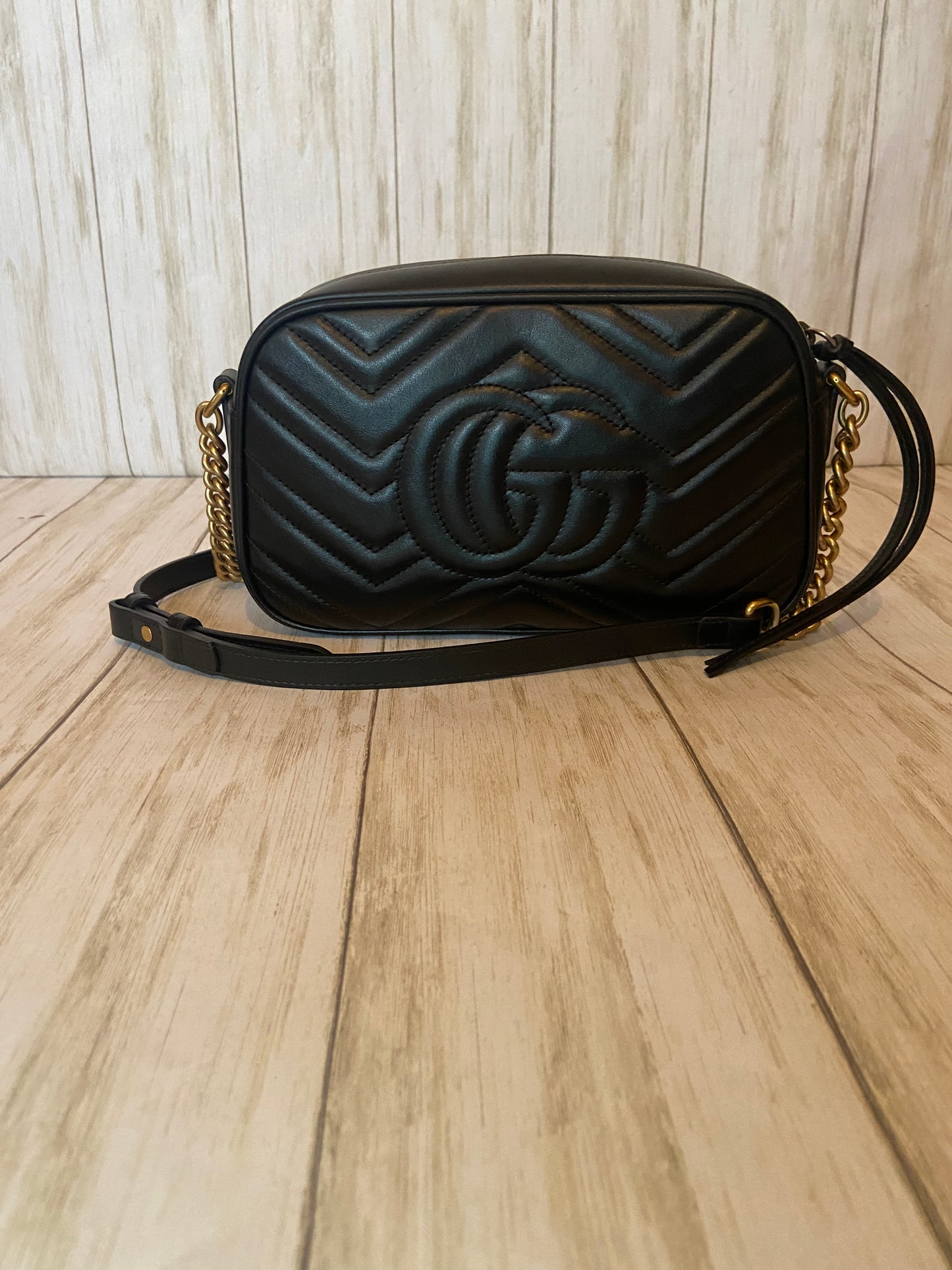 Gucci GG Marmont Small Shoulder Bag